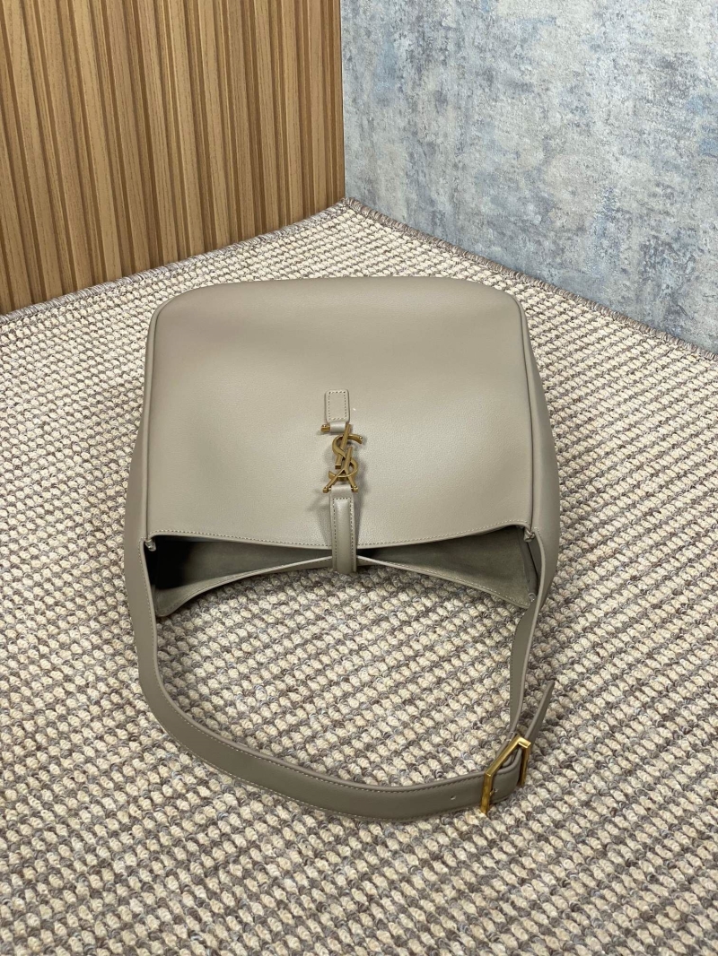 Y51 hobo bags